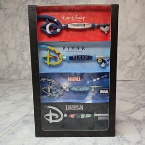 Disney Studios Collectible Key Set Pixar Marvel Star Wars 4 Key Box Set